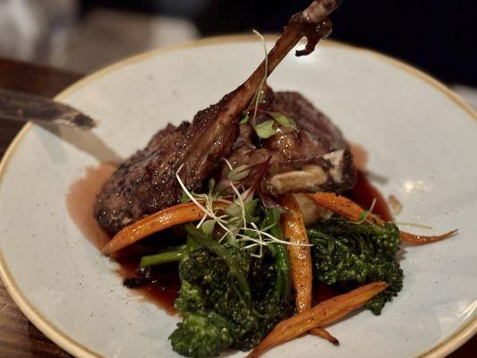 Lamb chops do really worth it!