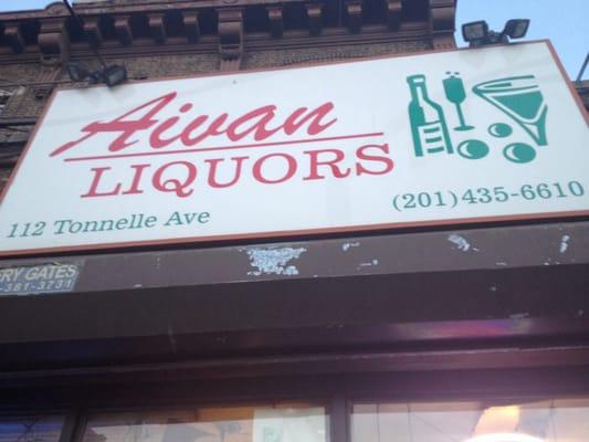 Aivan Liquor