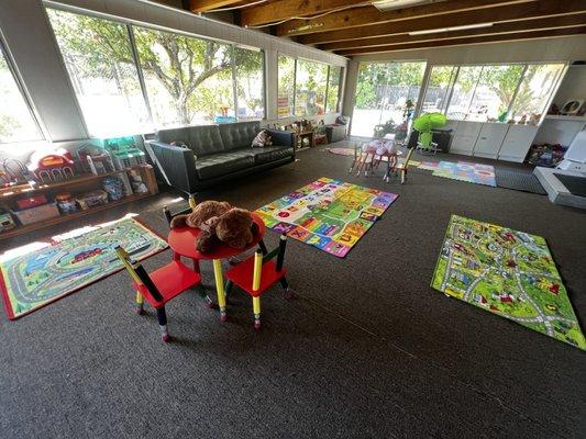 Golden Flowers Day Care