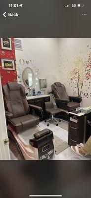 Oaks Nail Spa