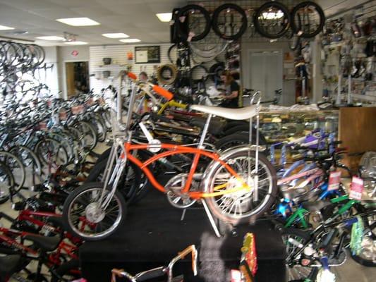 2 stores in Philly. Lots to choose from. Best prices, quality bikes. Buy and sell used bikes.