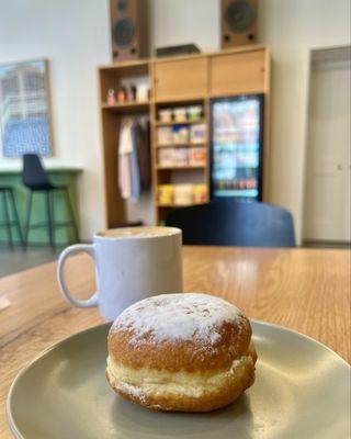 Vanilla Custard Bun and Mocha