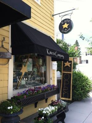 Stop on in here!  Great gifts here & such sweeties that run this place!!