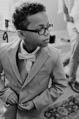 My VIP client Alex is getting ready for a wedding hair cut by Shirley.