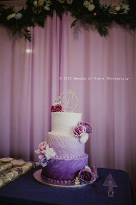 Our wedding cake that had three flavors. Wedding cake, chocolate with creamcheese filing, and strawberry with creamcheese filling. Perfect!