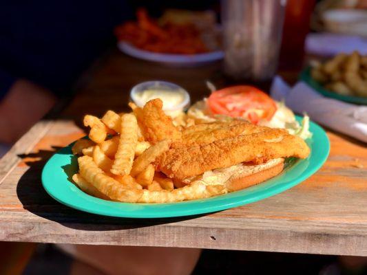 FISH SANDWICH - $7.99 - MADE WITH CATFISH FINGERS