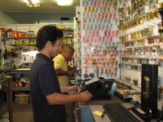 Associates Lock & Safe Service