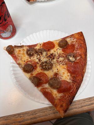 2 pizza slice and drink combo add drink for $11
