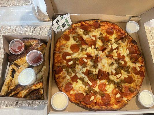 I recently tried Bi-Rite Pizza and it was amazing!! My top 3 in town! Veronica was so sweet & I love her energy! You must try!