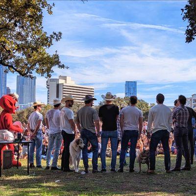 Auditorium Shores - Leash-free Dog Zone