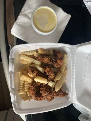 Chicken Tenders plate with honey mustard