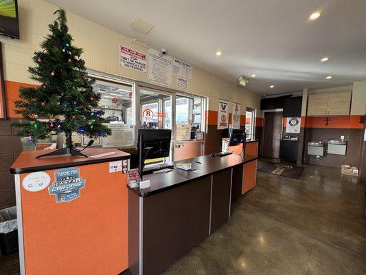 Rick's Lube Complete Autocare - Torrance