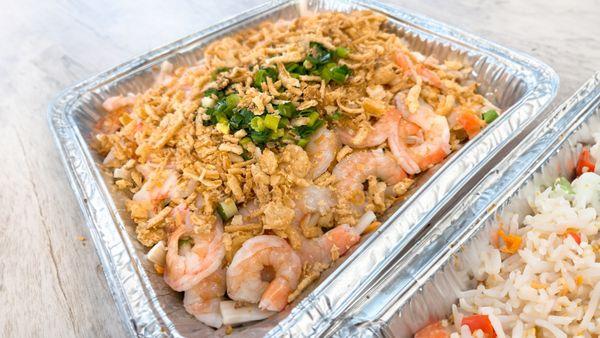 Lotus Rootlets Salad with Shrimp - Crisp lotus root, juicy shrimp, and fresh herbs, tossed in a light, refreshing dressing.