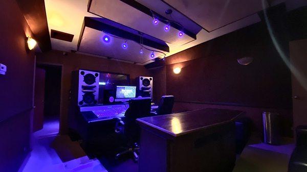 The Room Recording Canoga