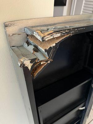 Destroyed Vanity top
Obviously never wrapped or protected in any way!