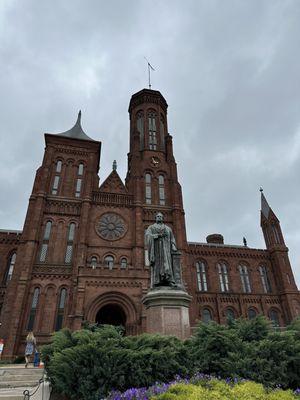 Smithsonian Institution Building