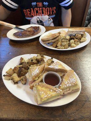 Monte Christo and chicken fried steak