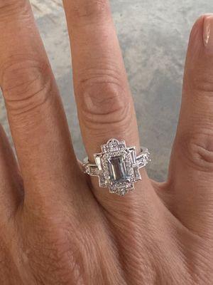 Four Seasons Jewelry & Gifts