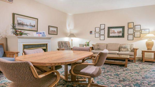 D.O. McComb & Sons Funeral Homes - Covington Knolls