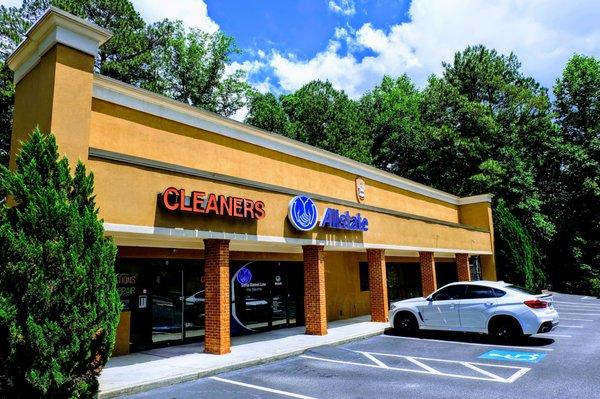 Akello Life Wellness Center