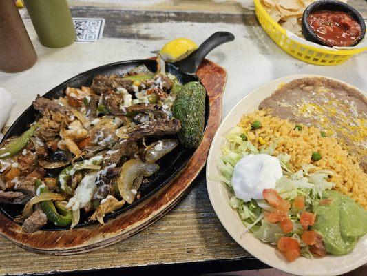 #31 - Shrimp, beef, chicken fajitas