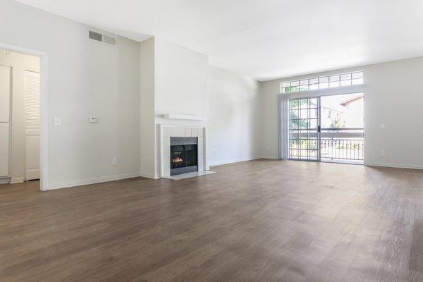 Westside on Barry Apartments