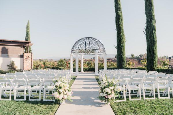 Truffle Pig Winery by Wedgewood Weddings