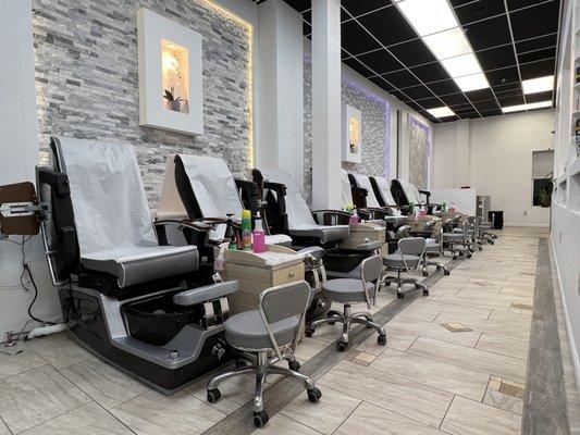 KT Nails & Spa