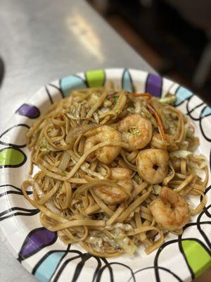 Lomein noodles