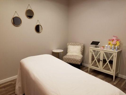 The private waxing room