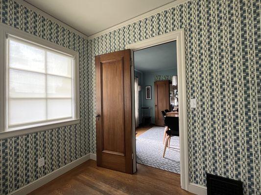 Antoinette Poisson wallpaper in breakfast room