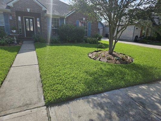 Chuck's Lawn Service