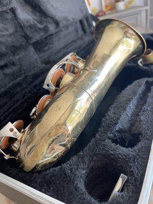 Why is this saxophone even allowed to be rented out?