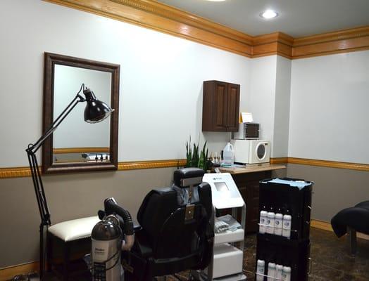 scalp treatment room