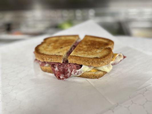 BLT