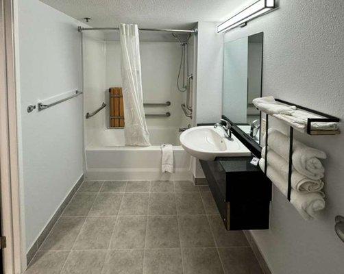 Motel Syracuse NY Bathroom ADA