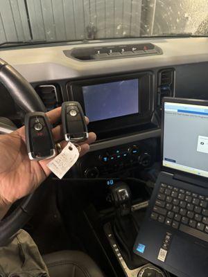 KW Locksmith Service