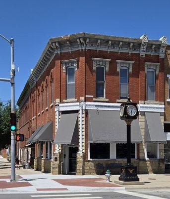 Van's Vintage Varieties