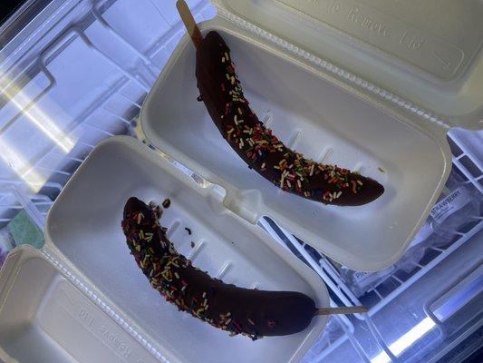 Frozen Chocolate Bananas