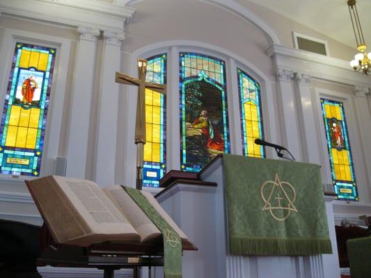 Sardis UMC near Chastain Park in Atlanta, worship with us Sundays at 11am!