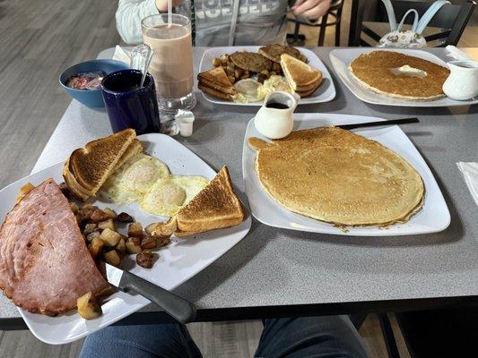 Potatoes are nicely seasoned, pancake the size of your plate, wonderful!