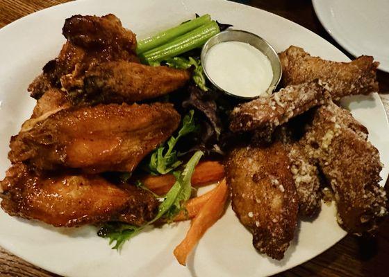 Wings - Buffalo and garlic Parmesan flavor
