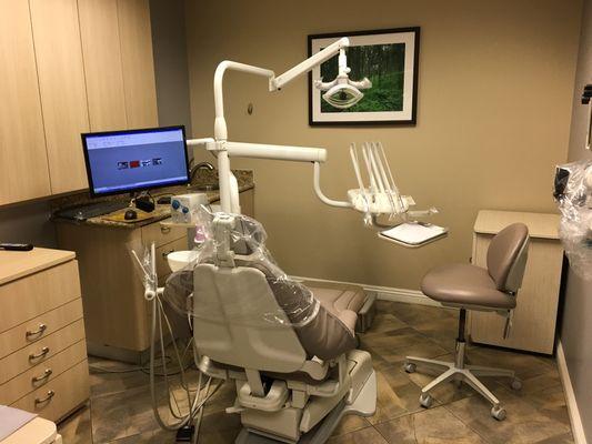 Tustin Dentist Specialist Operatory Room 3
