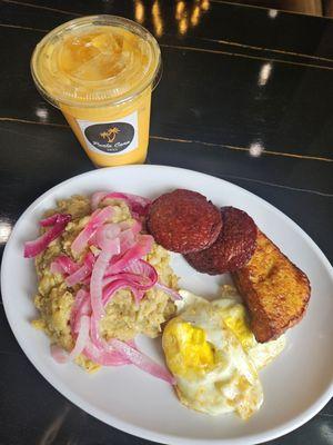 Best DR breakfast with Drink Morir Sonando!