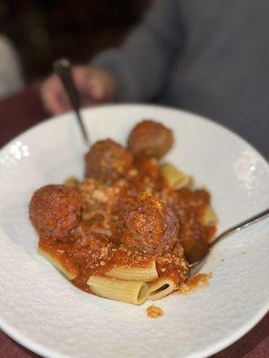 Traditional Al Pomodoro Sauce with meatballs
