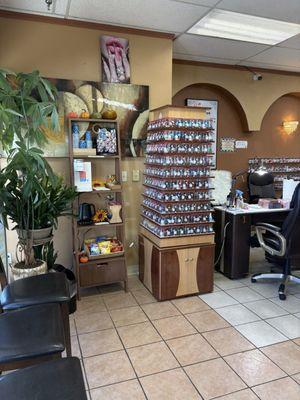 LC Nails & Spa