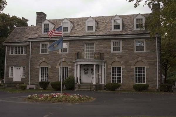 Carr Funeral Home Ltd