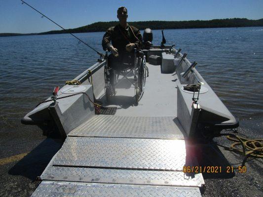 Walkingeagle fishing