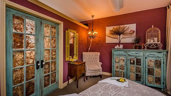 lemon & lavender treatment room