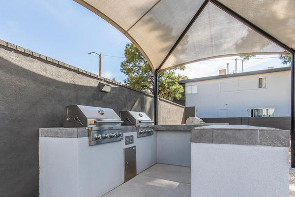 The Valencia Apartments